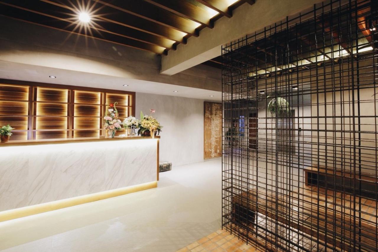 Laekhon Nonbai Hotel Накхон Си Тамарат Екстериор снимка