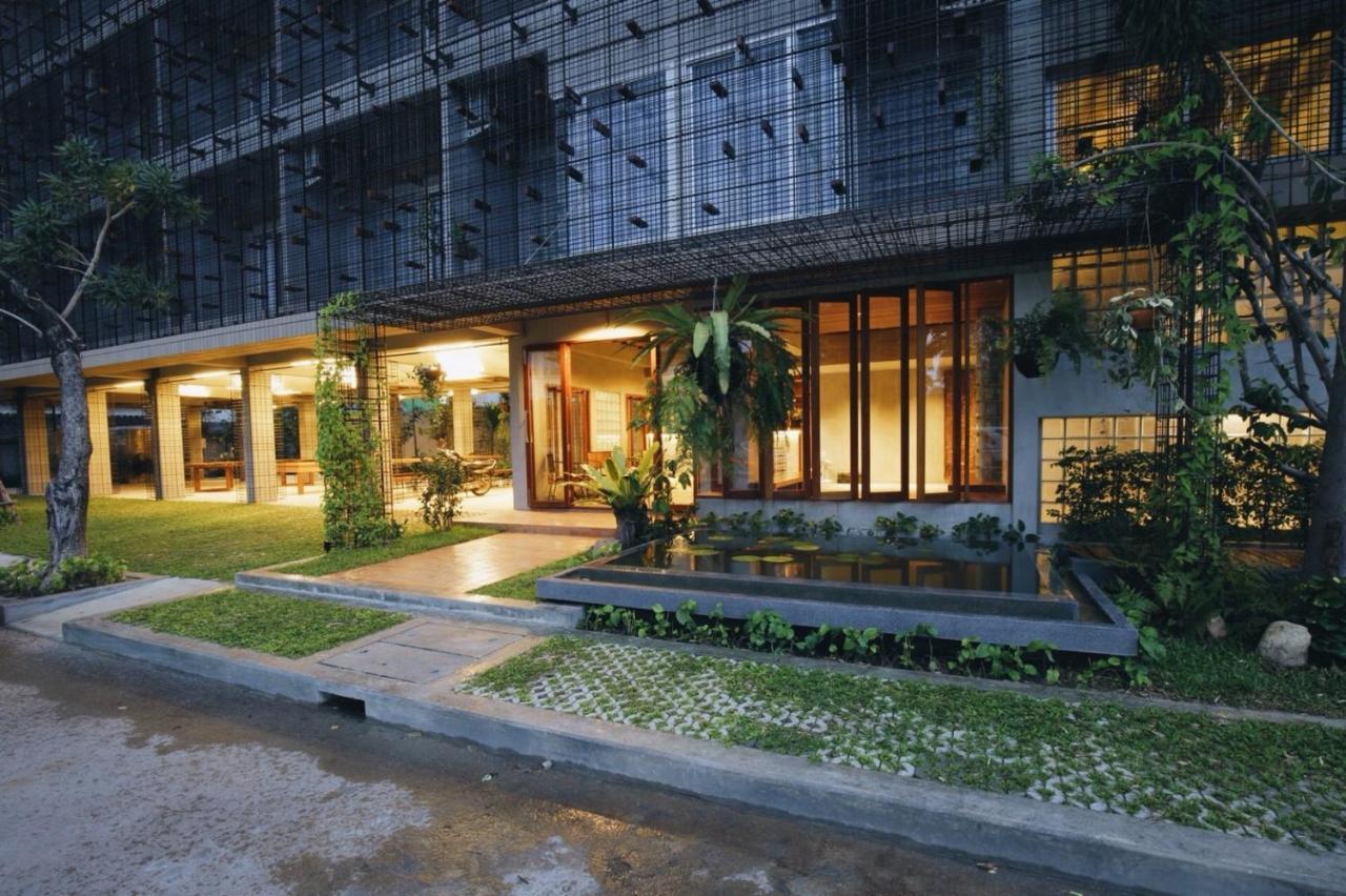 Laekhon Nonbai Hotel Накхон Си Тамарат Екстериор снимка
