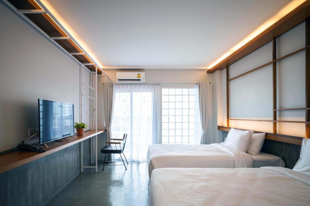Laekhon Nonbai Hotel Накхон Си Тамарат Екстериор снимка